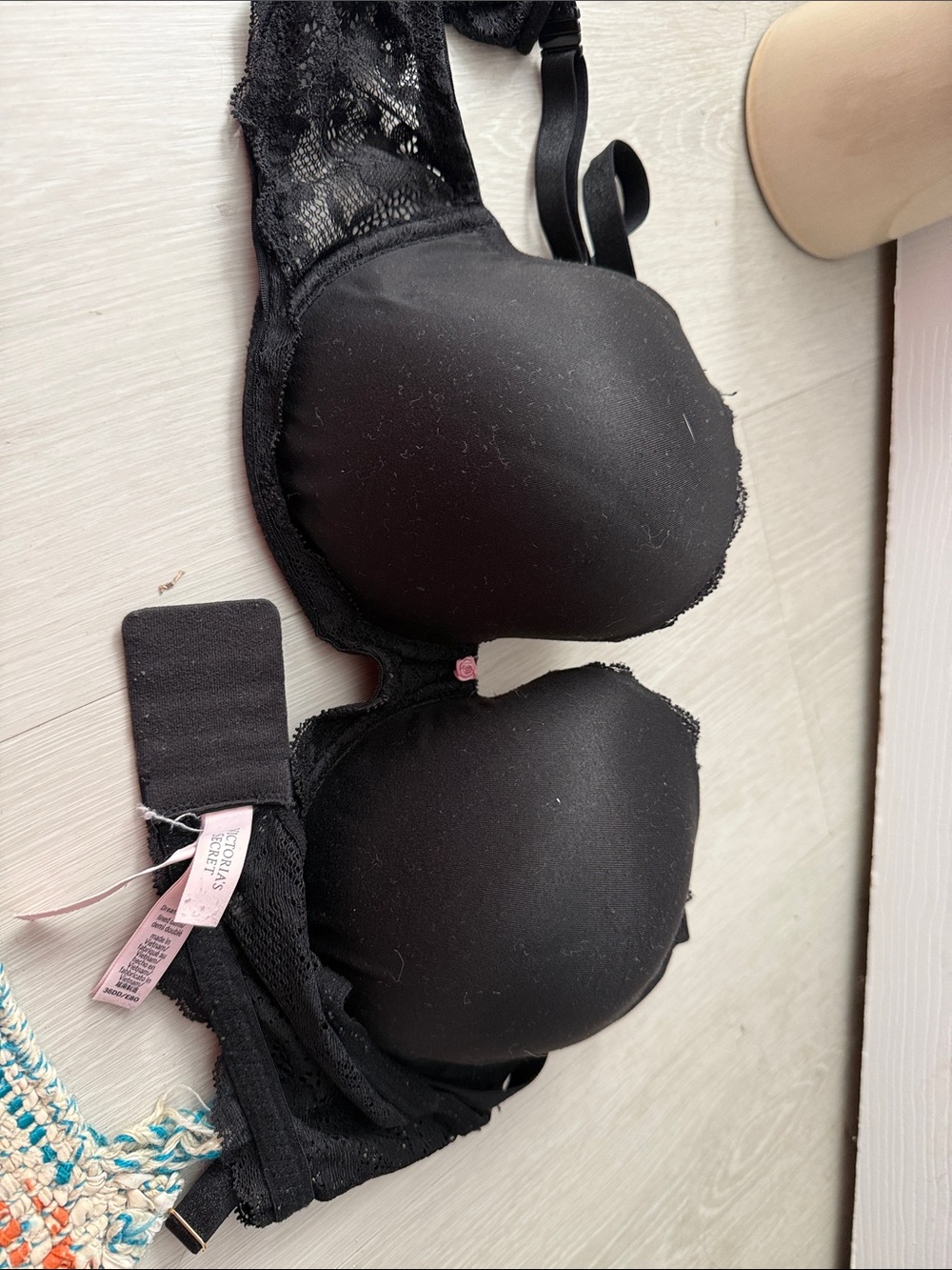 Victoria's Secret Black Lace Push-Up Bra with Mesh Back